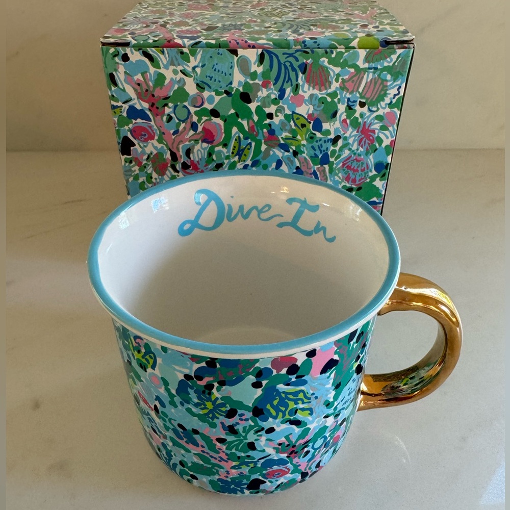 Lilly Pulitzer Ceramic Mug in print Multi Dive Bar, NIB